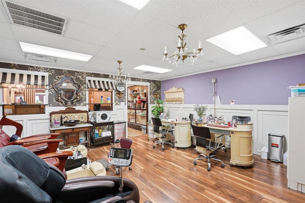 Original Stamford - Commercial Sale