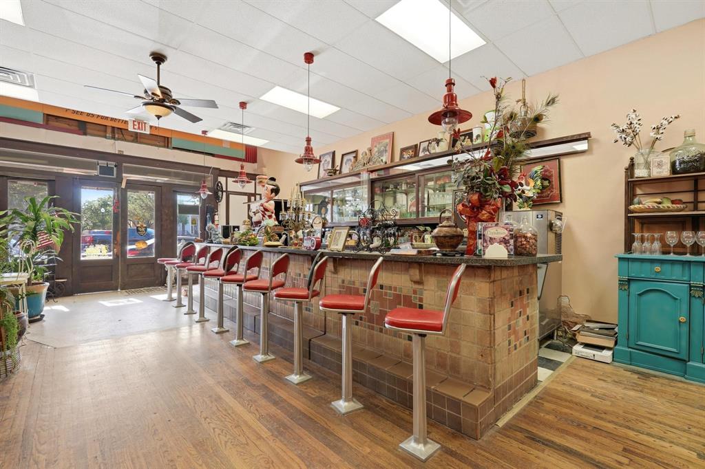 Original Stamford - Commercial Sale