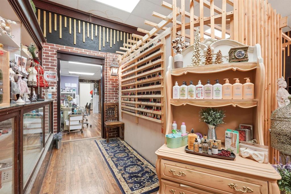 Original Stamford - Commercial Sale