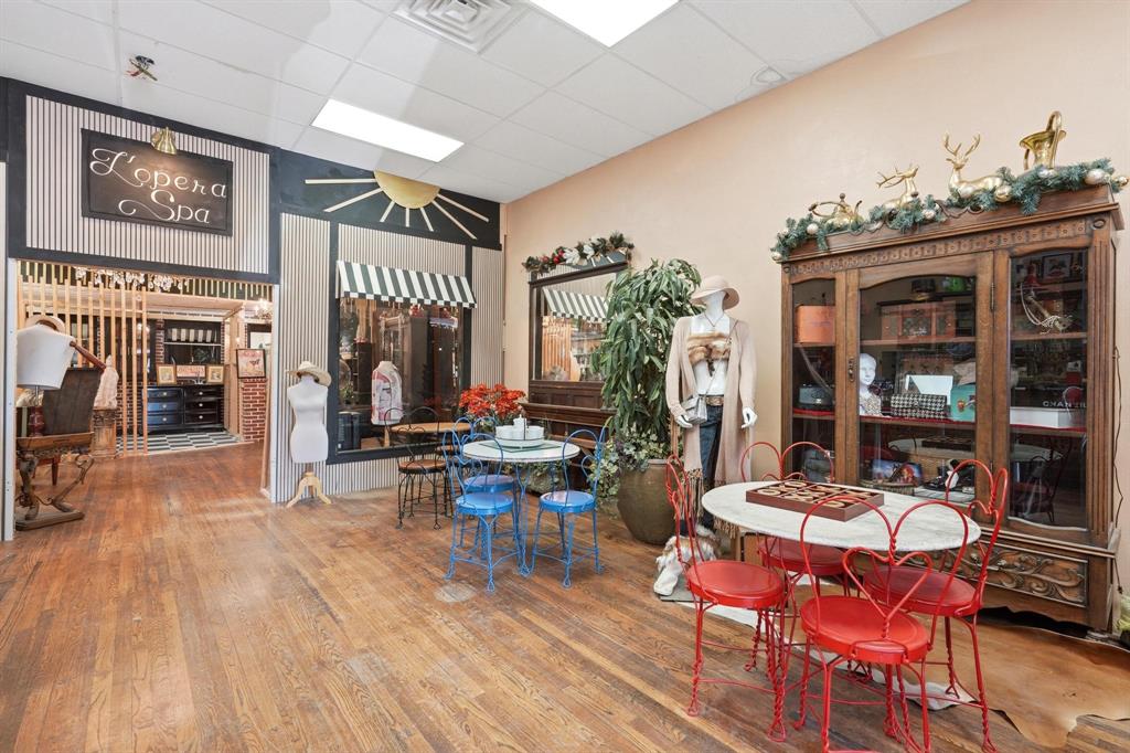 Original Stamford - Commercial Sale