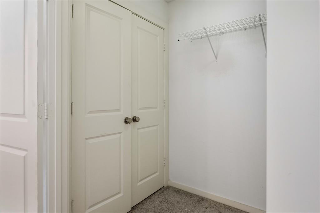 5111 Manett Condos - Residential