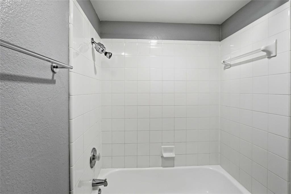 5111 Manett Condos - Residential