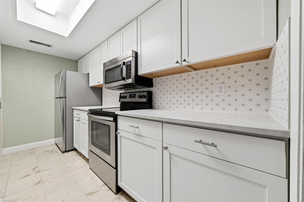 Las Colonitas Condo - Residential