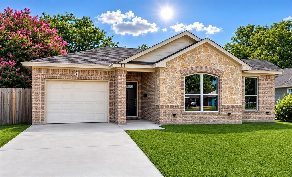 Situated on an OVERSIZED lot, this beautifully maintained 4-bedroom, 2-bath home offers the perfect combination of space, comfort, and convenience. Built in 2019, this home features an open-concept layout with spacious living, dining, and kitchen areas that flow seamlessly together, creating an inviting space for both everyday living and entertaining. Large windows throughout provide abundant natural light and enhance the home's warm and welcoming feel.
The kitchen is a standout feature, offering granite countertops, stainless steel appliances, and ample cabinet space for storage and meal preparation. Pride of ownership is evident throughout this well-cared-for home, making it truly move-in ready.
Enjoy the freedom of NO HOA and the benefits of a generously sized backyard with plenty of room for outdoor living, entertaining, gardening, pets, or future additions.
Conveniently located just 10 minutes from Downtown Dallas, this home provides easy access to major highways, shopping, dining, schools, and entertainment. Whether you're commuting to work or enjoying everything the city has to offer, you'll appreciate the unbeatable location near Trinity Groves, the Bishop Arts District, and Downtown Dallas.
Don't miss this opportunity to own a well-maintained, move-in ready home on an oversized lot in one of Dallas' most convenient locations.