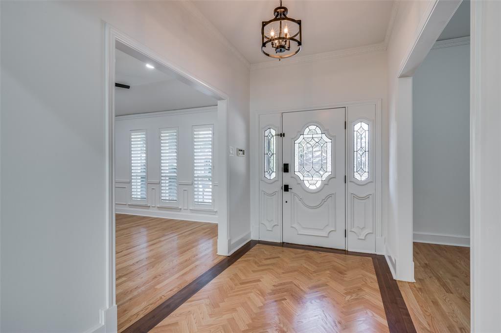 Windsor Place - Residential