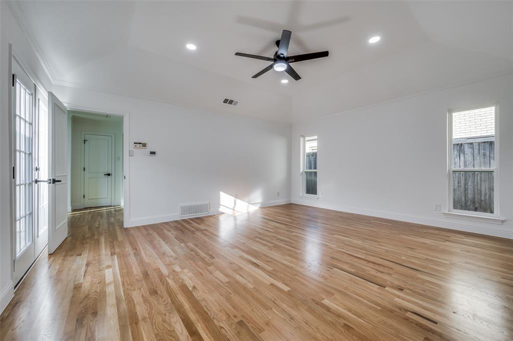 Windsor Place - Residential