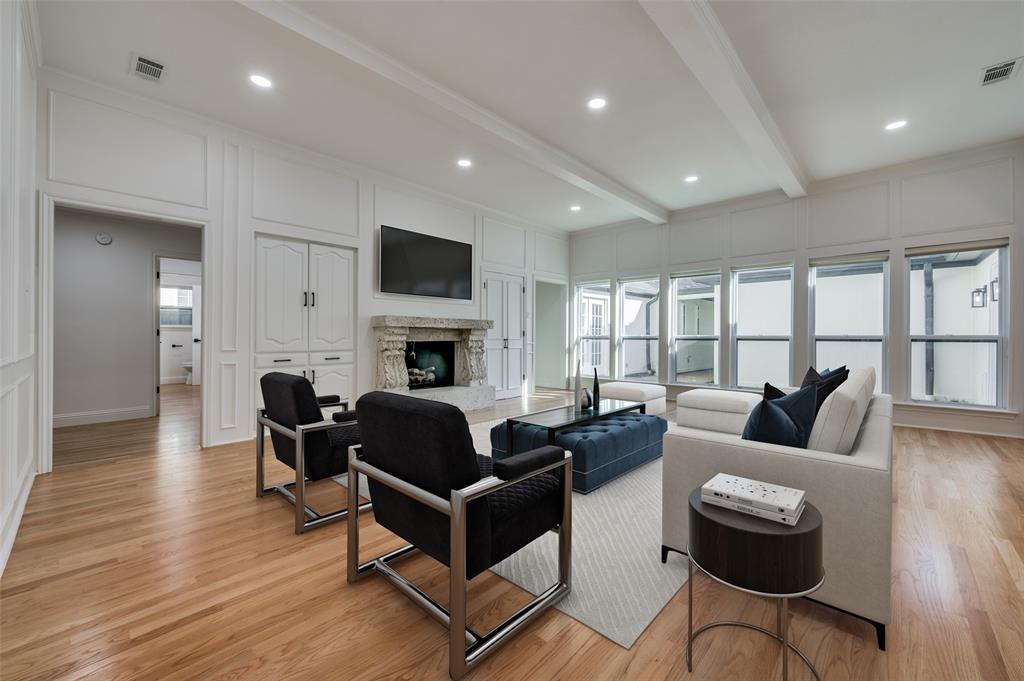 Windsor Place - Residential