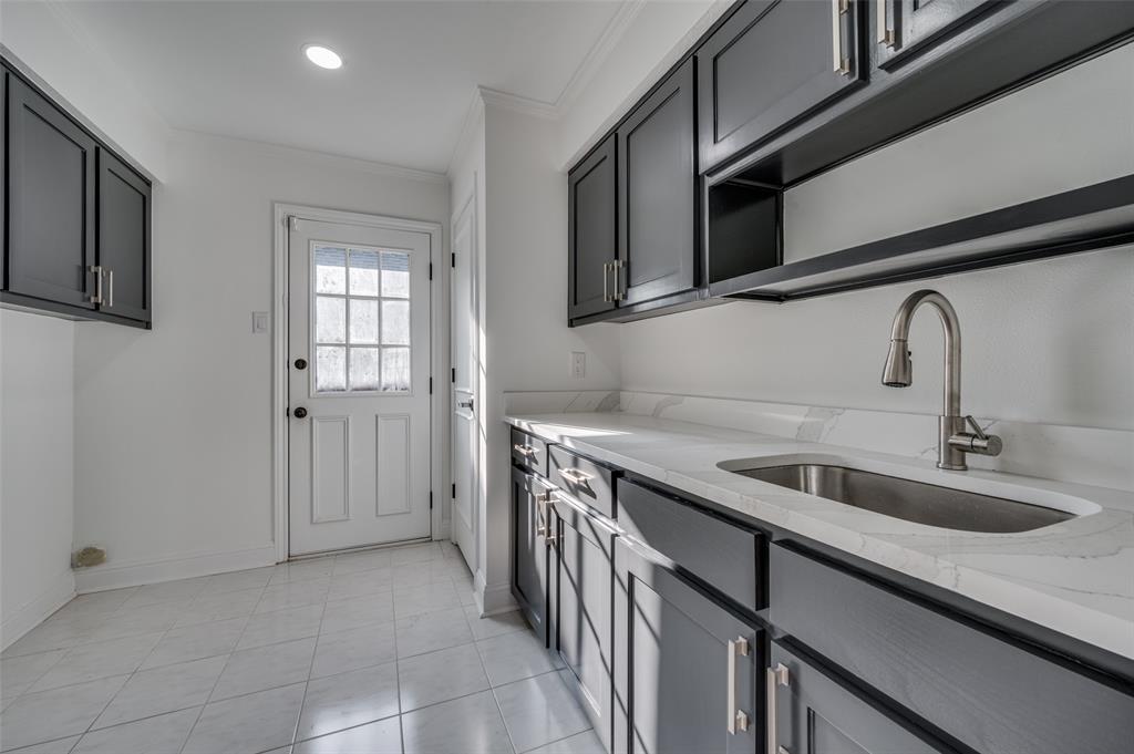 Windsor Place - Residential