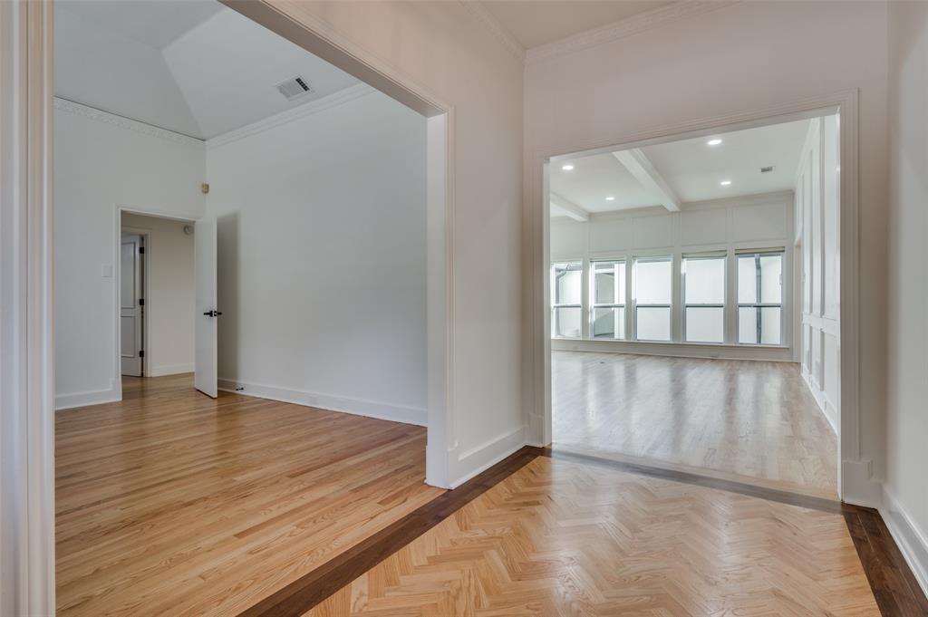 Windsor Place - Residential