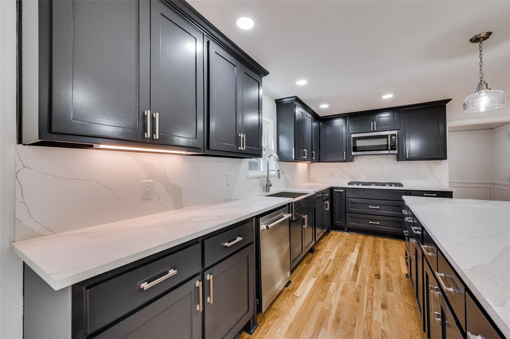 Windsor Place - Residential