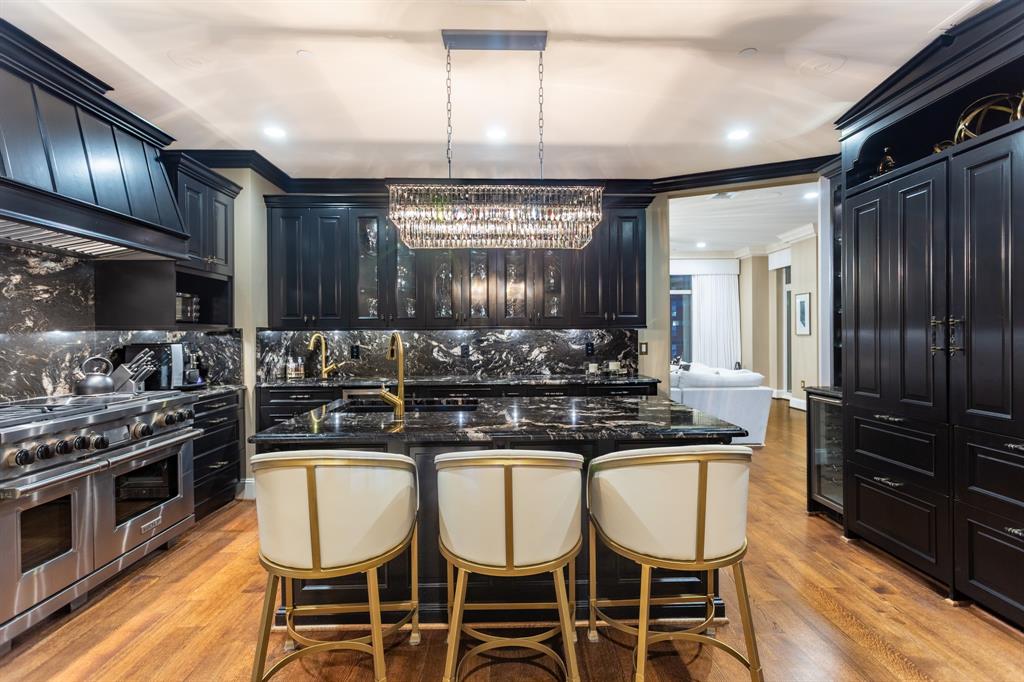Ritz-Carlton Tower & Regency Row Residence Condo - Residential