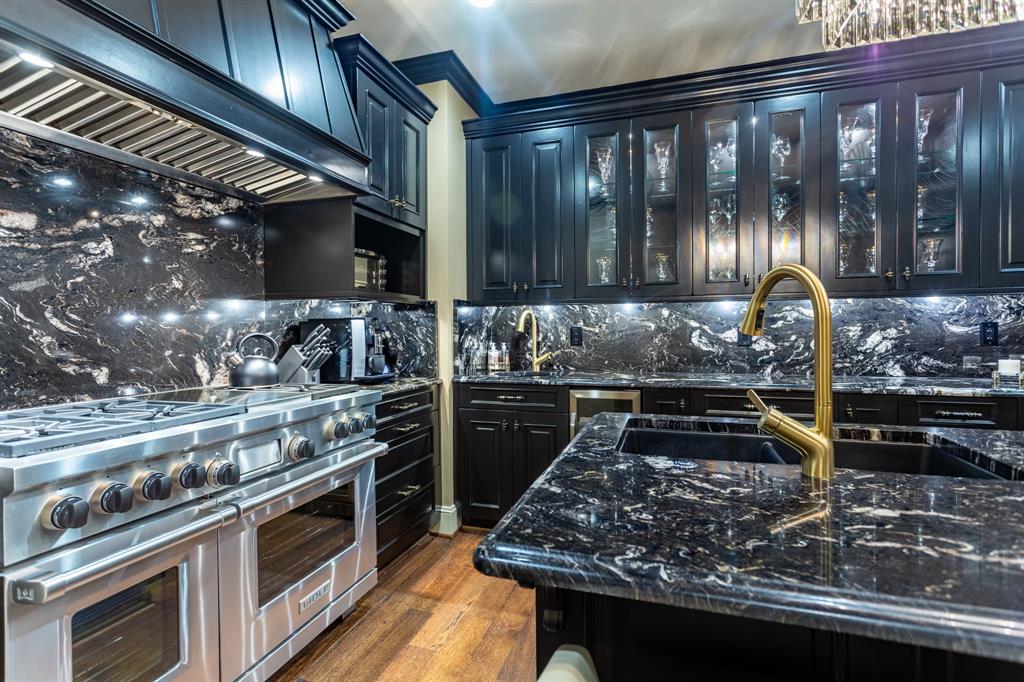 Ritz-Carlton Tower & Regency Row Residence Condo - Residential