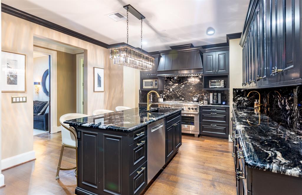 Ritz-Carlton Tower & Regency Row Residence Condo - Residential
