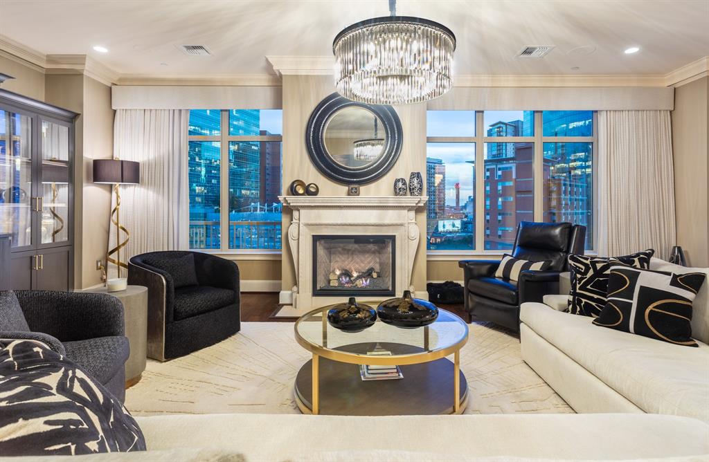Ritz-Carlton Tower & Regency Row Residence Condo - Residential