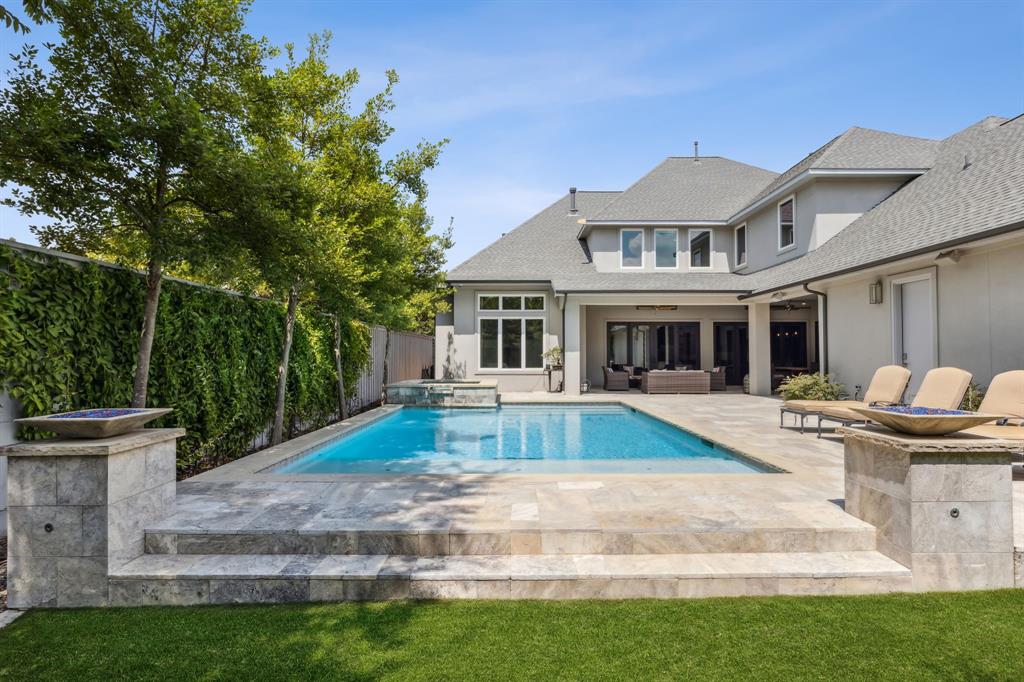 Briarwood 02 Instl - Residential