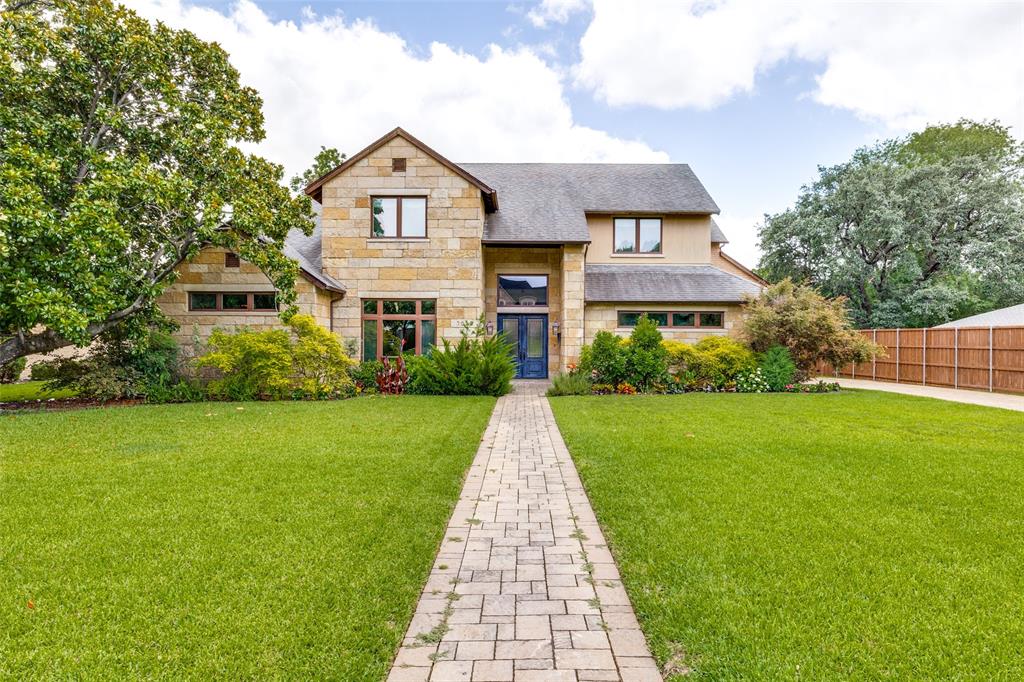 Welcome to this stunning Hill Country transitional home nestled on an expansive 100x185 lot. This exquisite residence
offers the perfect blend of elegance and functionality. As you step inside, you're greeted by a beautiful foyer with a
lovely sitting area that provides a picturesque view of the gorgeous backyard. Bathed in natural light from walls of
windows that seamlessly blend the indoors with the outdoors, the open floorplan is perfect for both everyday living and
entertaining. The gourmet kitchen, a chef's delight, features expansive counter space and abundant storage. It opens
to the family room, complete with a beautiful fireplace, offering enchanting views of the backyard and patio from every
angle. Adjacent to the family room, a separate media room provides an ideal additional living space. The primary suite
is a serene retreat with a vaulted ceiling and ample room for a sitting area. It is surrounded by natural light and
includes a luxurious primary bath with dual counters, a separate vanity, a jetted tub, and an exceptionally spacious
closet. The first floor is completed by a handsome office and a guest suite, ensuring convenience and privacy. Upstairs,
you'll find three generously sized ensuite bedrooms, a work center, and a third living area, making this home as
practical as it is beautiful. This property is truly a masterpiece, offering an unparalleled lifestyle in a sought-after
location.