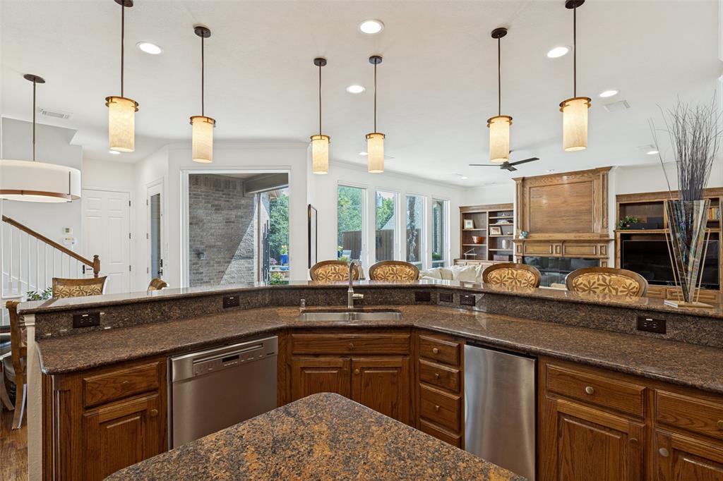 Oaktree Ph Five - Residential