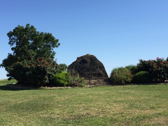 The Retreat - Land
