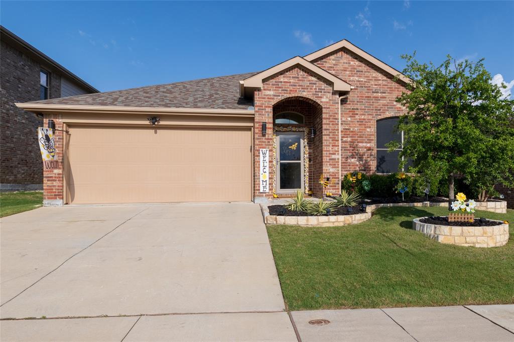 BELOW MARKET INTEREST RATE- Seller offering a 3% concession towards a permanent interest rate buydown through CMG Home Loans- should be around 1% below market, which is $ 150-200 per month savings depending on the loan type and down payment.  PLUS, seller will contribute $ 7,500 towards buyer closing costs!  Similar deal to what the builders are offering.  Meticulously maintained EAST facing home in Bar C Ranch. Lots of love has gone into this one. Great curb appeal with a manicured yard and lush landscape. 4 bedroom floorplan with a split owner's suite, and 4th can be used as an office. Great open concept kitchen with granite counters, stainless steel appliances including a gas range, and a pantry.  2 inch blinds throughout and solar screens for added energy savings. The breezy covered patio with open patio extension overlooks a manicured backyard.  The yard is fully sprinklered and there's a large PVC shed that will convey.  Roof was replaced in 2022.  An overall solid home with fresh paint and good decor so it shows very nicely.  Hurry and come see this one today!