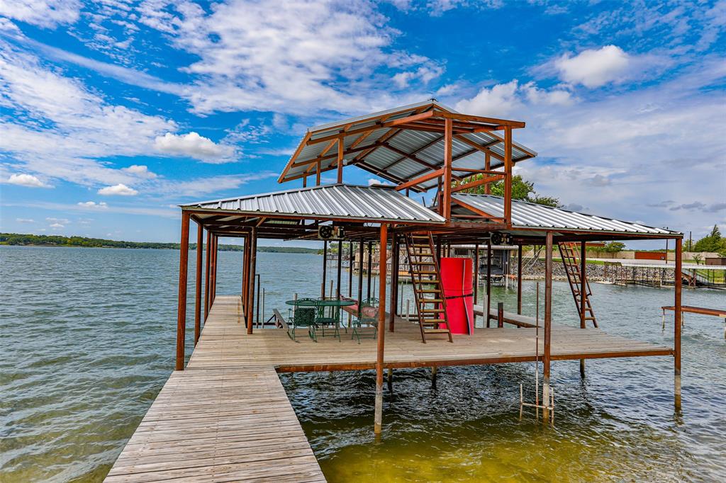 Moss Lake Estate - Residential