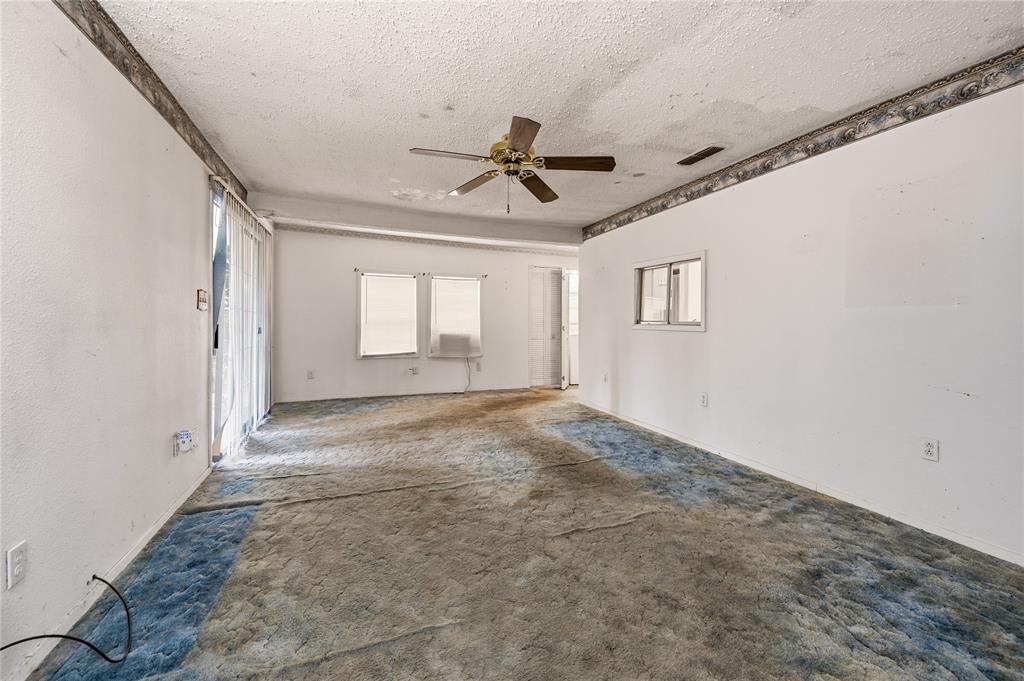Lake Worth Leases Add - Land