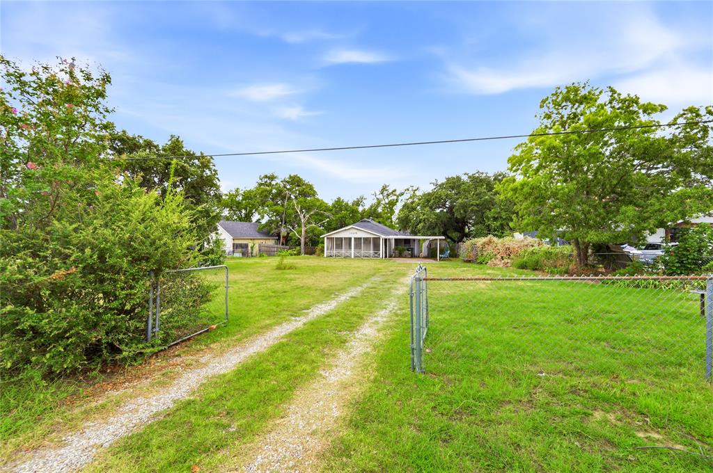 Lake Worth Leases Add - Land