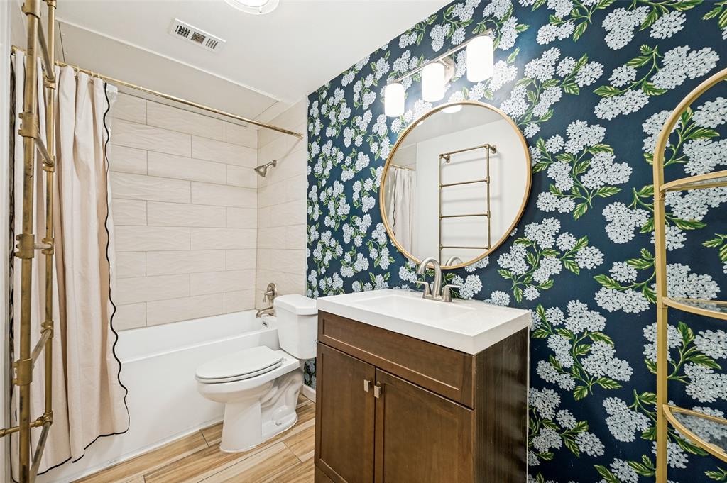 Bryan Place Condo - Residential
