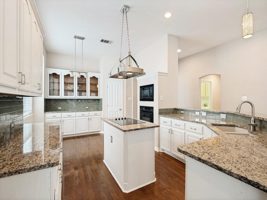 Enclave at White Rock - Residential