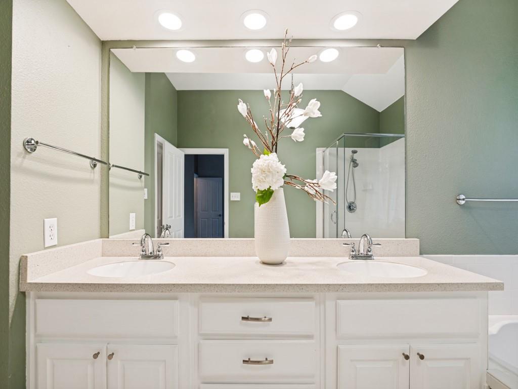 Enclave at White Rock - Residential