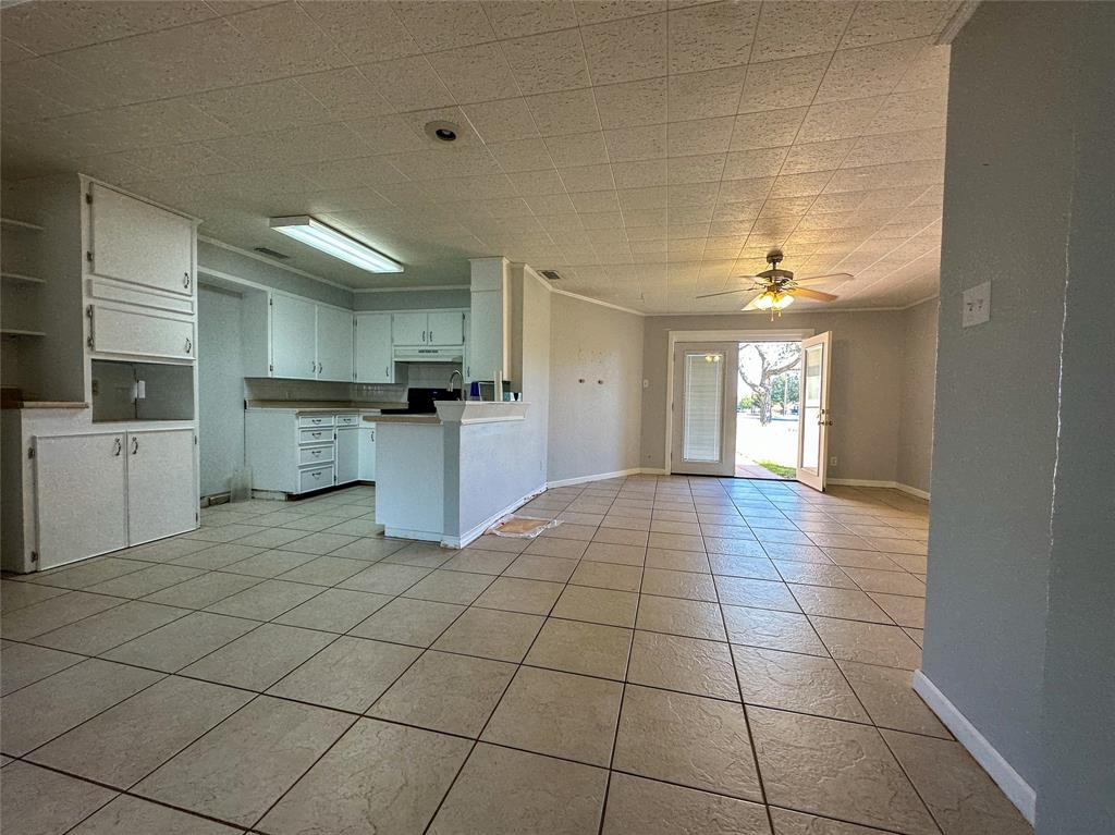 JONES & LEGGETT - Residential Income