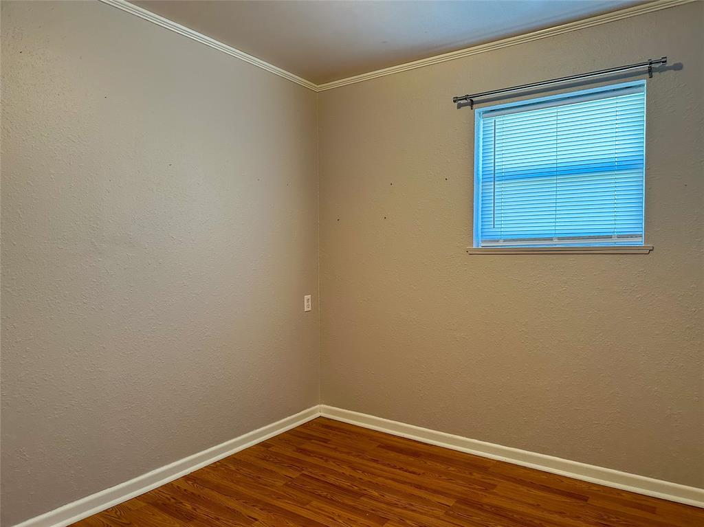 JONES & LEGGETT - Residential Income