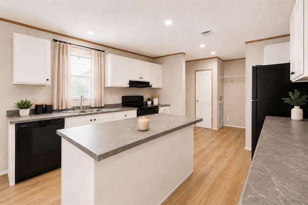 Silver Spurs Ranch - Residential