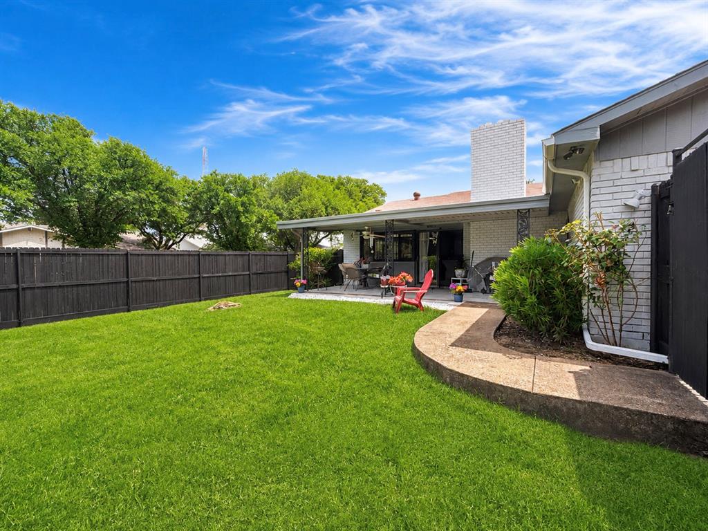 White Rock Village 01 - Residential