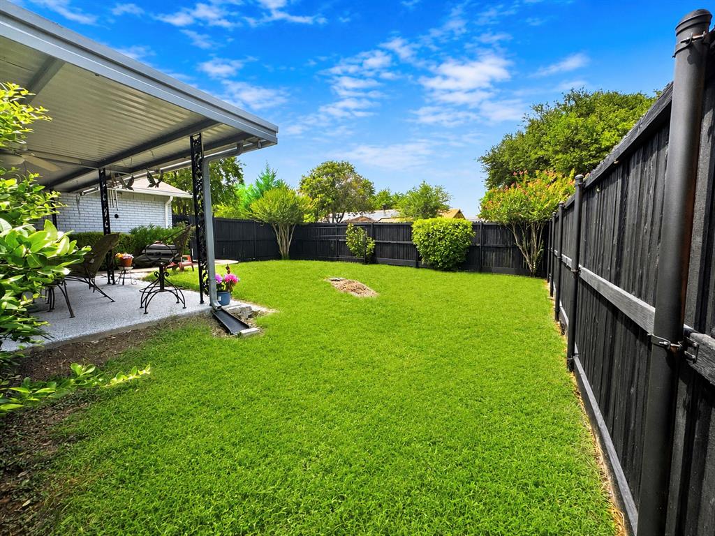 White Rock Village 01 - Residential