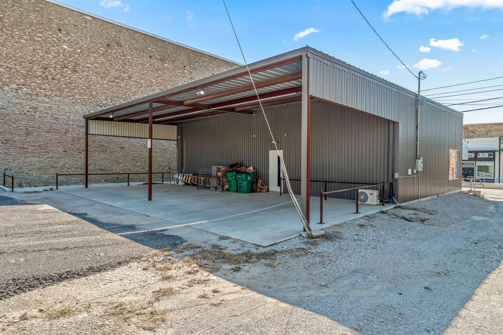 Bishop 1st Add - Commercial Sale