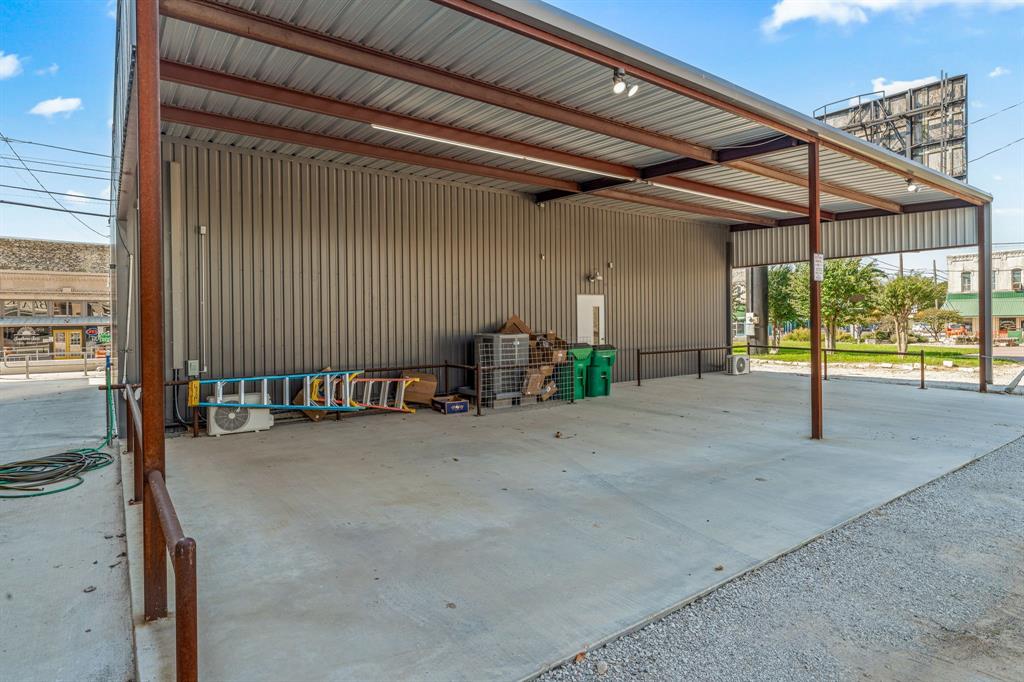 Bishop 1st Add - Commercial Sale