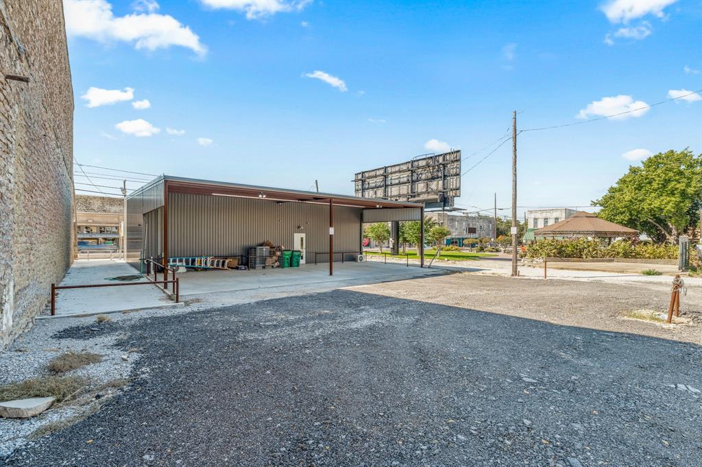 Bishop 1st Add - Commercial Sale