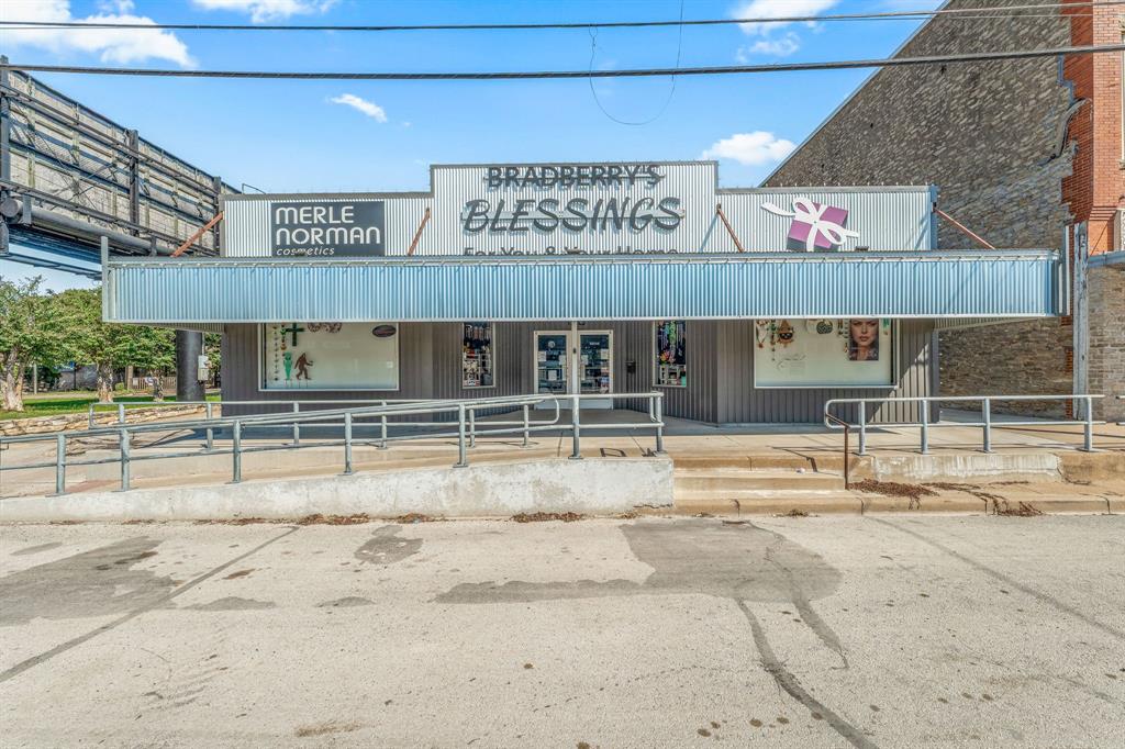 Bishop 1st Add - Commercial Sale