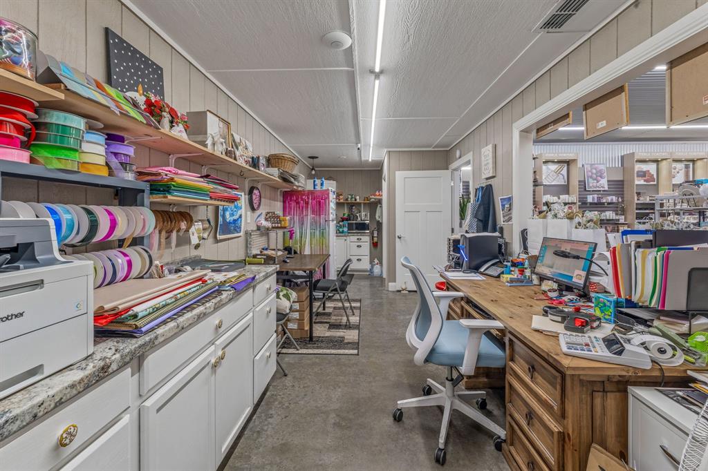 Bishop 1st Add - Commercial Sale