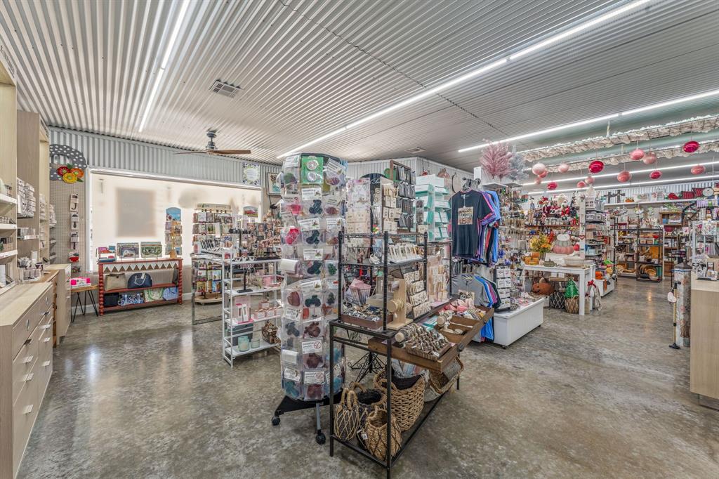 Bishop 1st Add - Commercial Sale