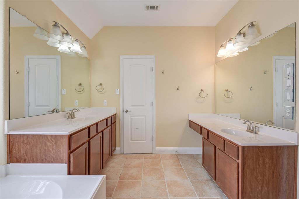 Ridgeview Villas - Residential