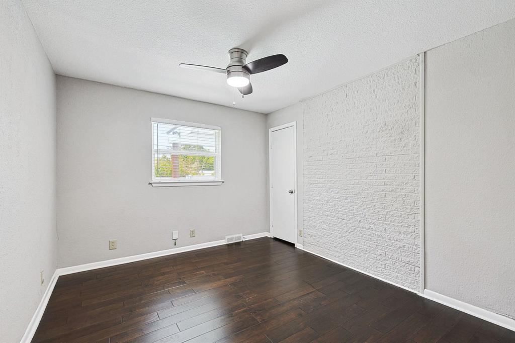 Park Forest 04 - Residential Lease