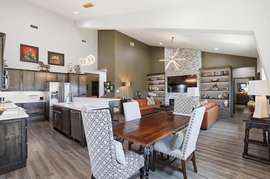 Maw & Paw Estates - Residential