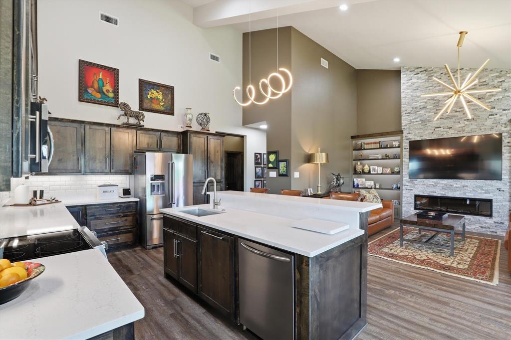 Maw & Paw Estates - Residential