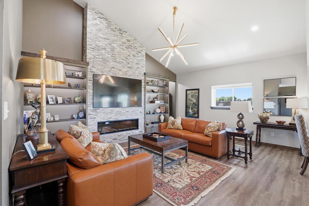 Maw & Paw Estates - Residential