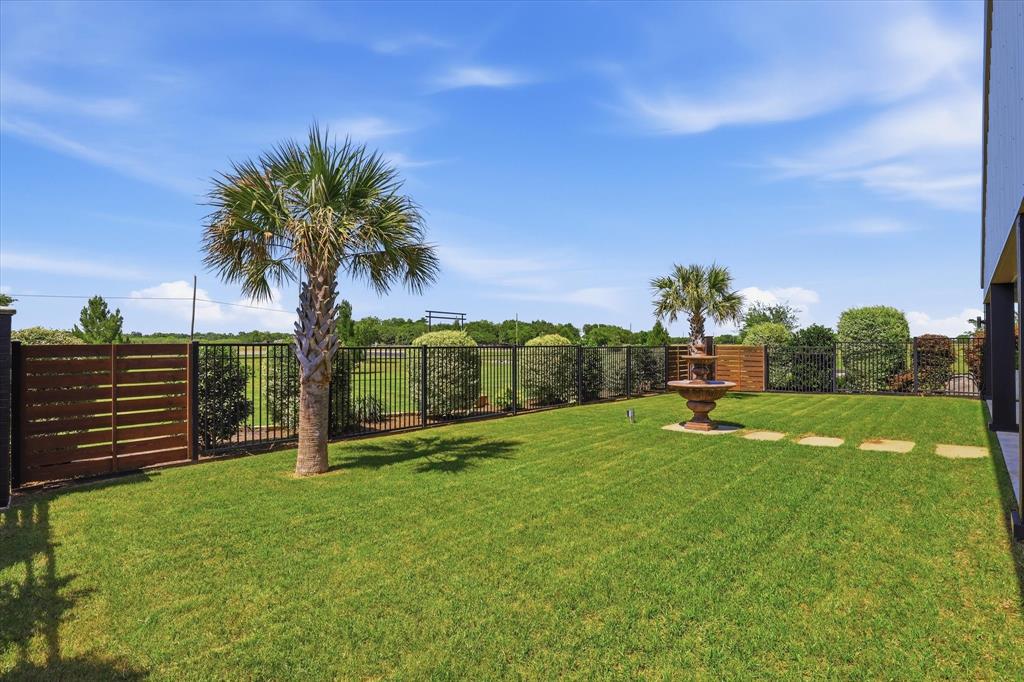 Maw & Paw Estates - Residential