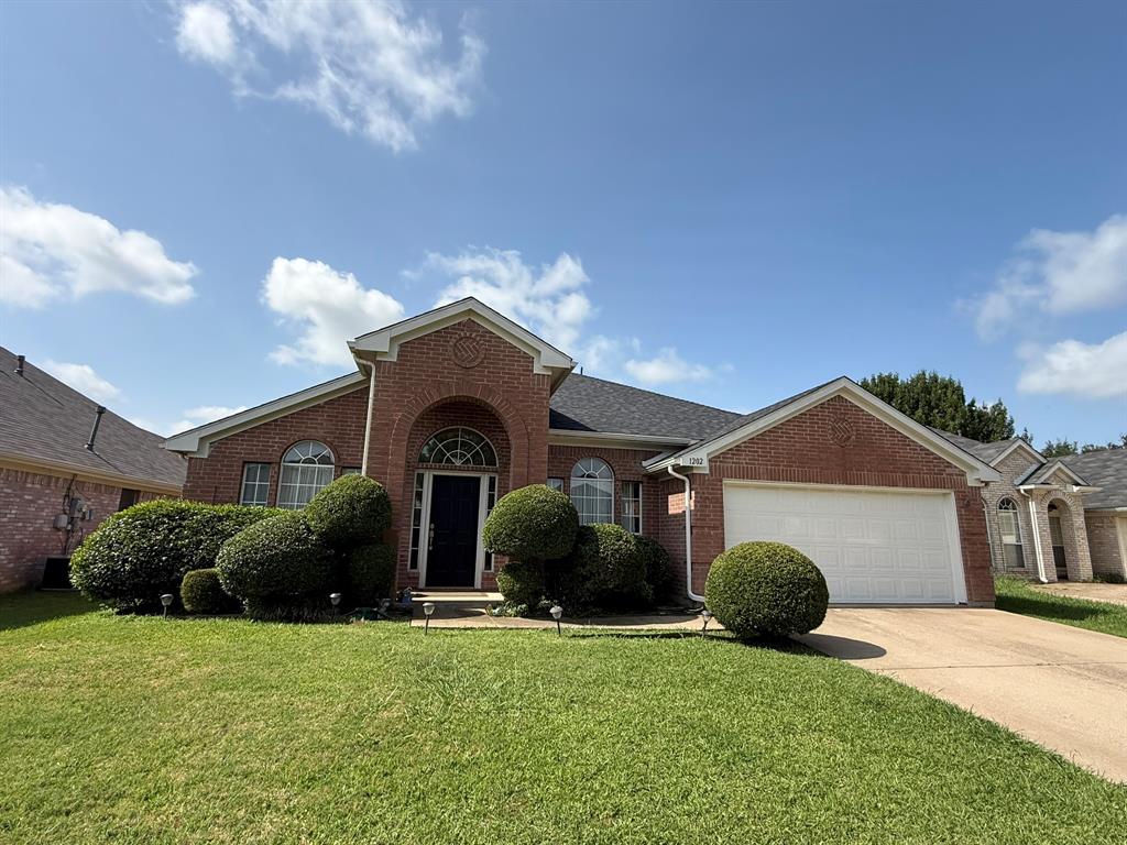 Spacious 3-bedroom, 2-bath home in Brighton Estates featuring an additional flex room that can be used as an office, guest room, or potential 4th bedroom. This well-maintained one-story property offers 2,130 sqft of living space, a functional floor plan, central HVAC, gas heating, gas cooking, and an attached 2-car garage. Roof shingles were replaced in November 2025. Conveniently located near schools, shopping, dining, parks, and major roadways. Great opportunity in an established Arlington neighborhood within Mansfield ISD.