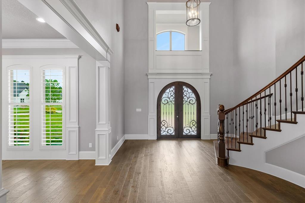 Crown Point Estates - Residential