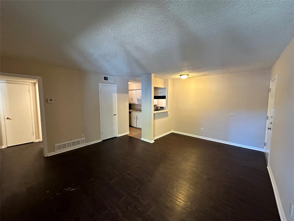 C Grigsby Abs 532 City Bl 2317 - Residential Lease
