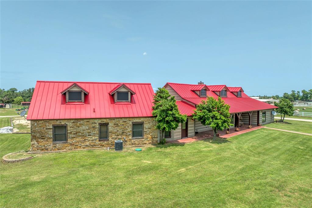 Berry Towers Abstract - Residential
